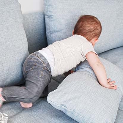 IKEA-soderhamn-sectional-sofa-cover-light-grey-kino-ash-closeup-baby-kid-friendly-mobile
