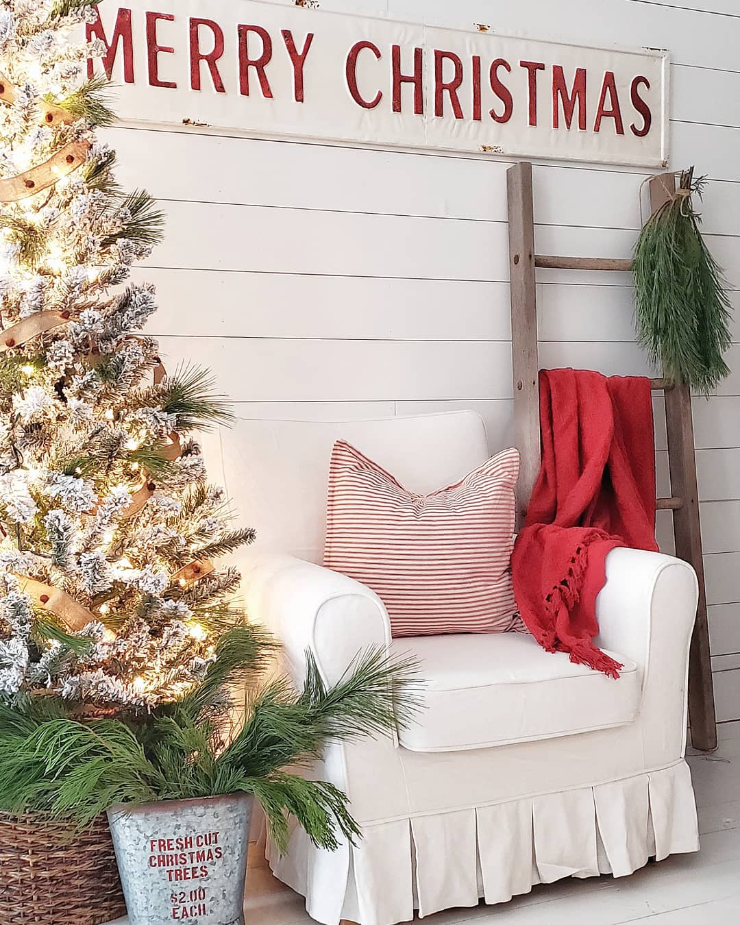 Standart Multi-pleats Slipcover